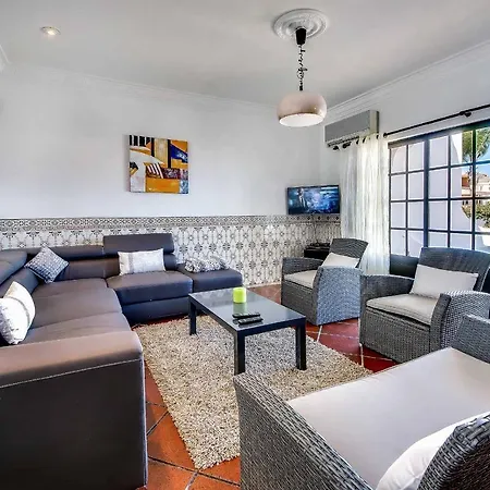 Villa Premier